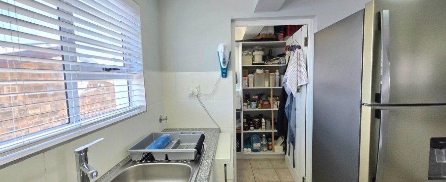 5 Bedroom Property for Sale in Franskraal Western Cape